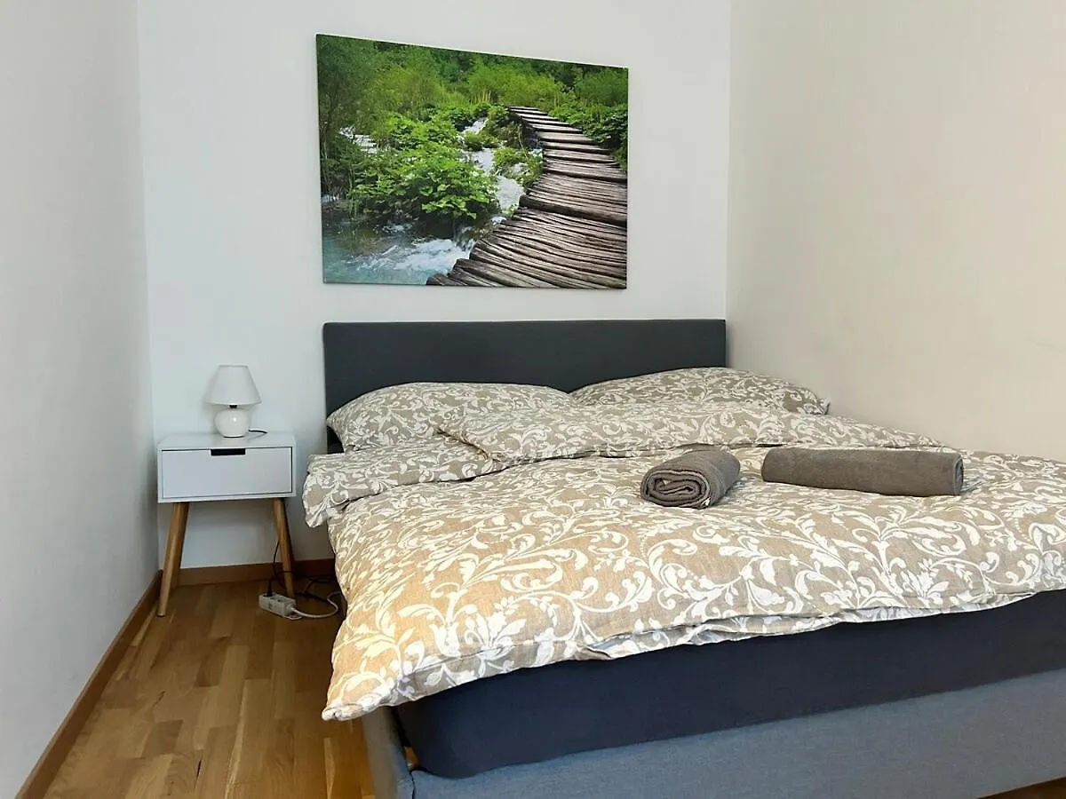 וינה Sunny & Calm Long-Term Apartment With Free Parking אוסטריה