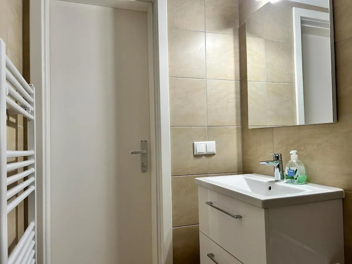 Sunny & Calm Long-Term Apartment With Free Parking Βιέννη 0*,  Αυστρία