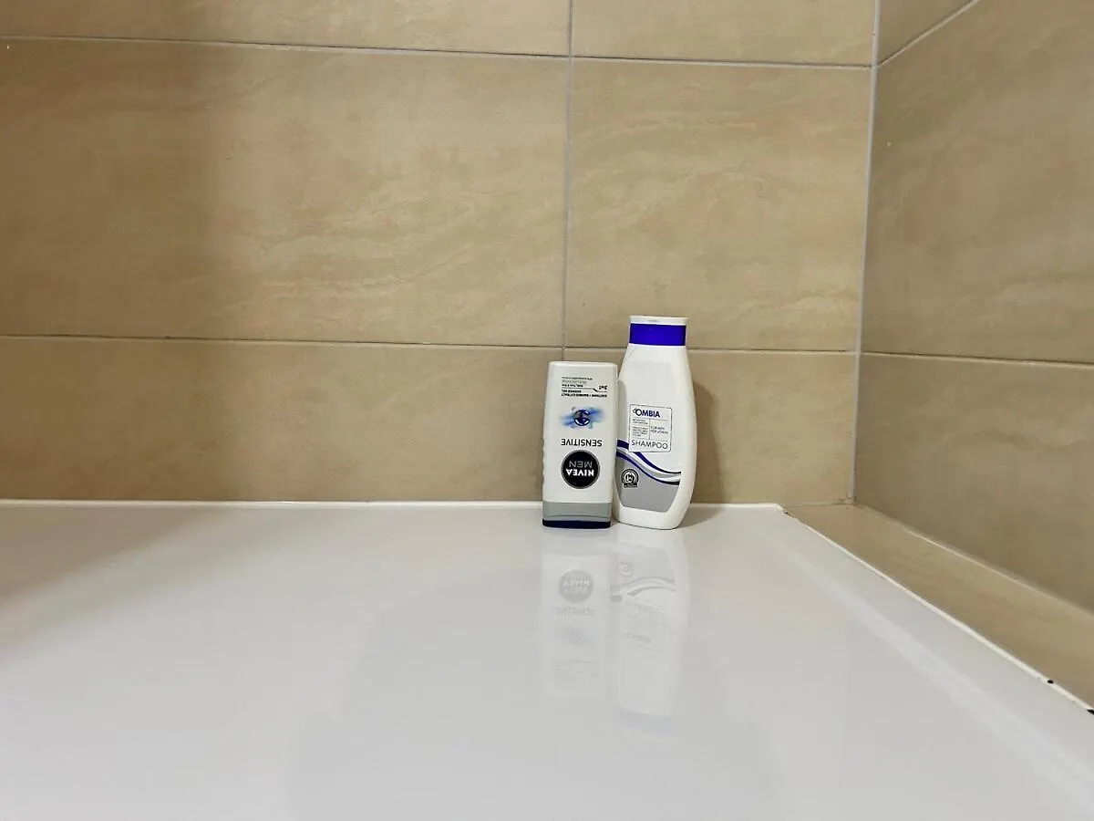 Sunny & Calm Long-Term Apartment With Free Parking Βιέννη
